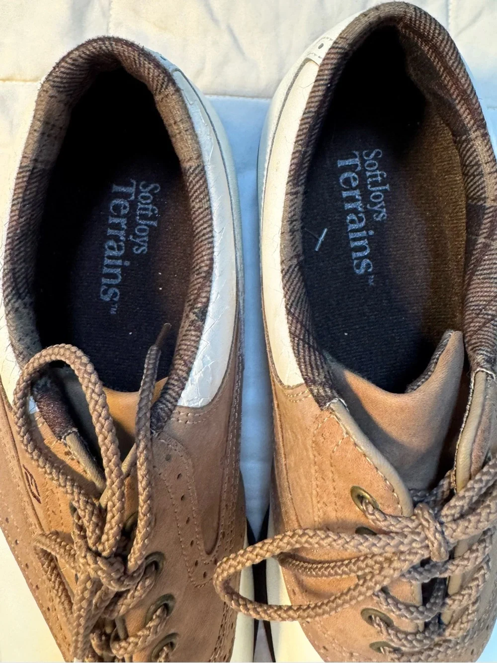 FootJoy W 9.5/ M 7.5 Saddle Golf Shoes - White & Brown/Tan